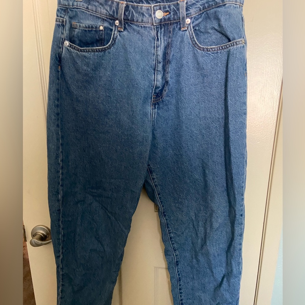 Mom jeans